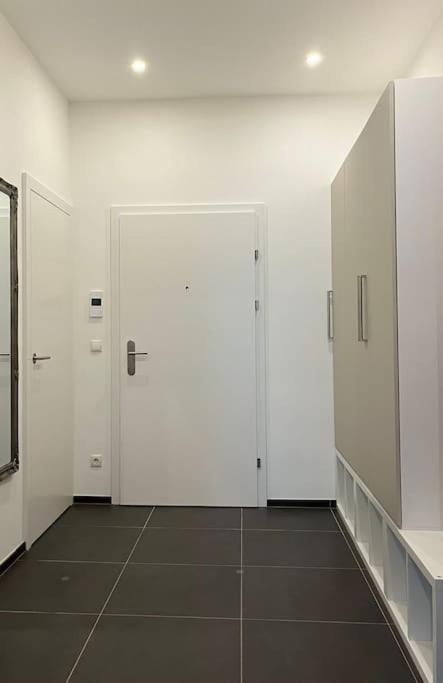 New Design Wohnung-Wien Экстерьер фото