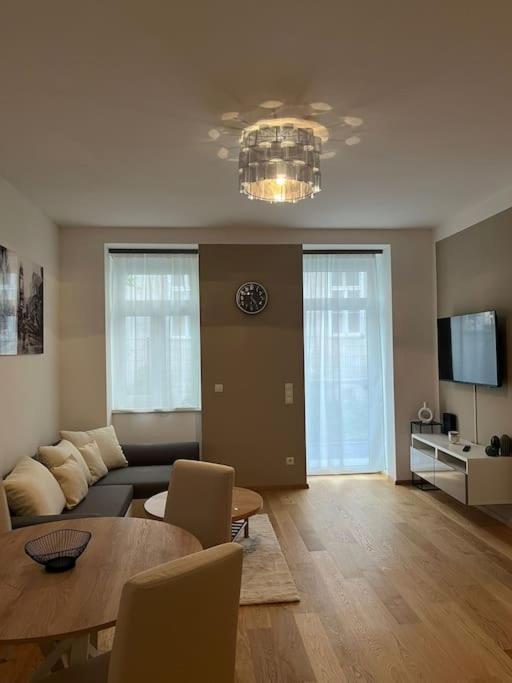 New Design Wohnung-Wien Экстерьер фото